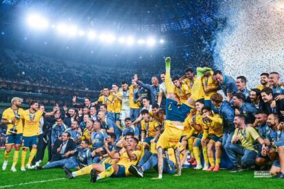 América