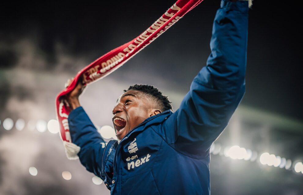 Apuesta en la Premier League y diviértete