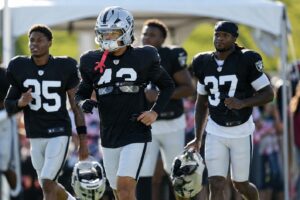 Raiders vs Texans y 49ers vs Chargers